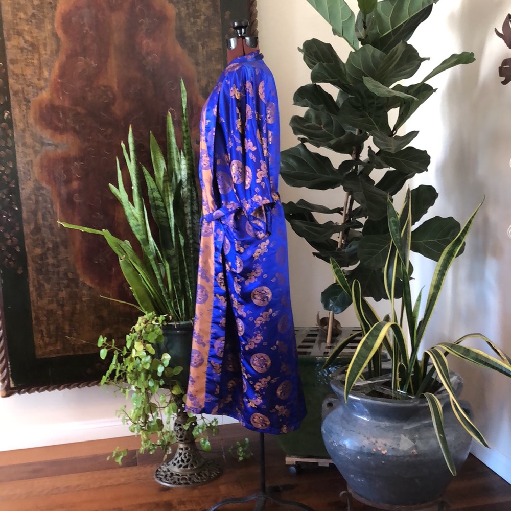 Vintage Asian Belted Robe - Picture 3 of 7